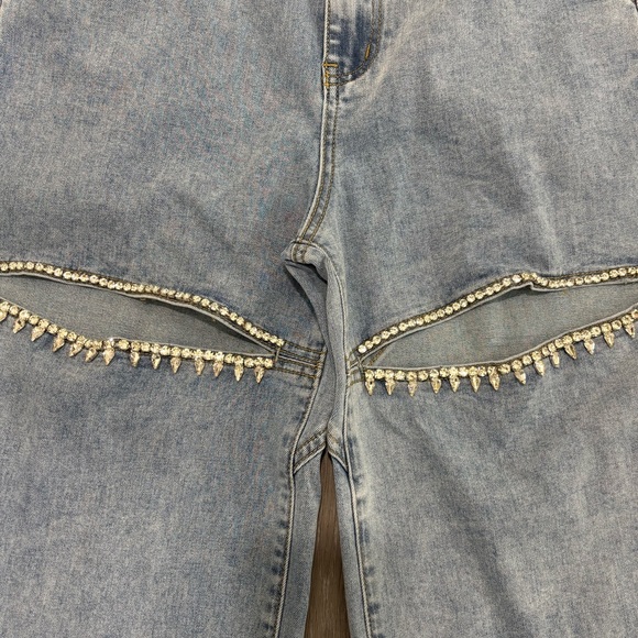 Ultra High Rise Wide Leg Rhinestone Stretch Jean - Picture 8 of 9